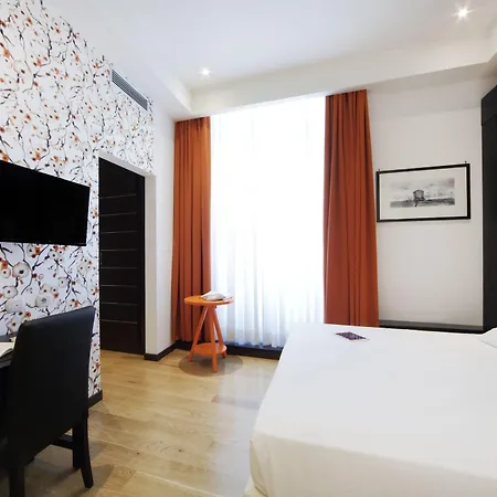 Ig-Suites-3