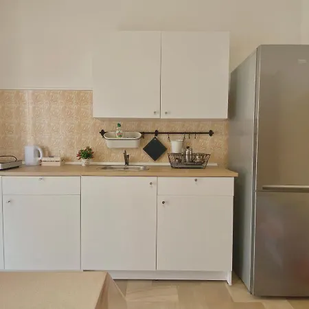Guest House Service - Game Apartment-2