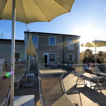 Hotel Cecina Beach-3