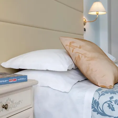 Hotel Carlton Beach-3
