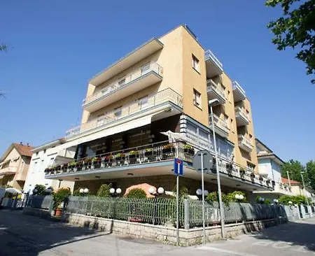 Hotel Luca-2