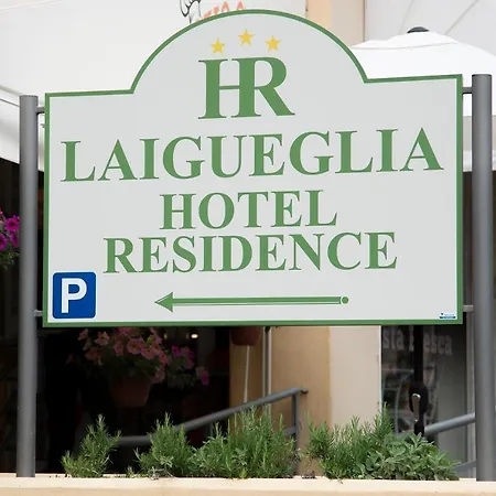 Hotel Residence Laigueglia free parking-3