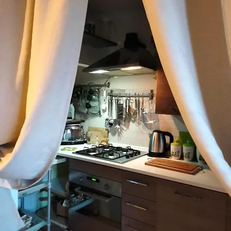 Grey And Withe Room-2