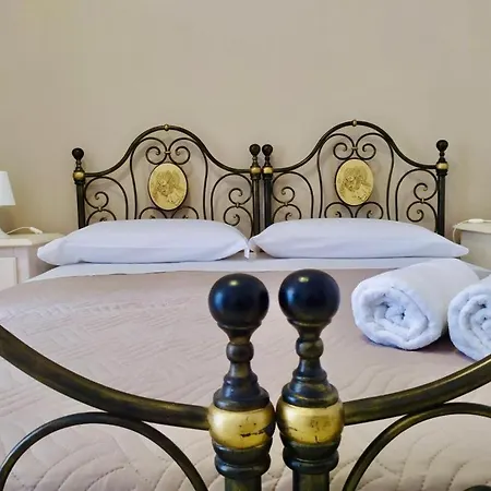 Citta Dei Templi Guesthouse-3