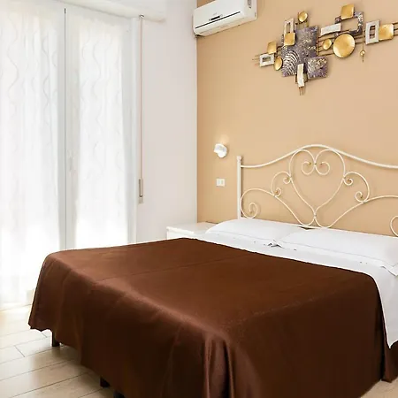 Hotel Villa Lina-3