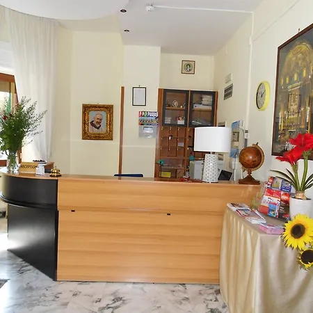 Hotel Astoria Pompei-3