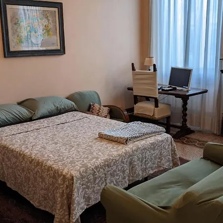 Double Bedroom In Beautiful 30'S Style Apartment-3
