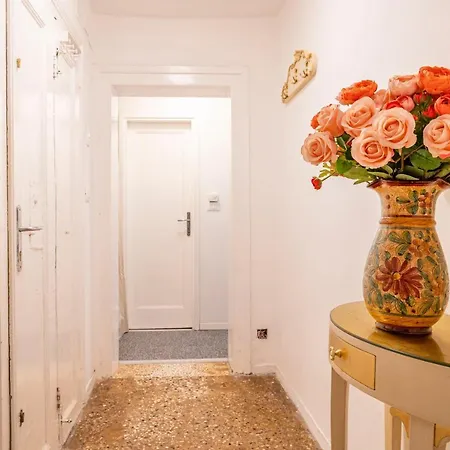 San Luca Flats-3