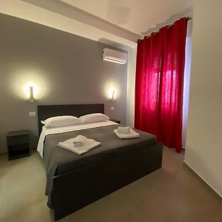 Aeroporto Katane Rooms-3