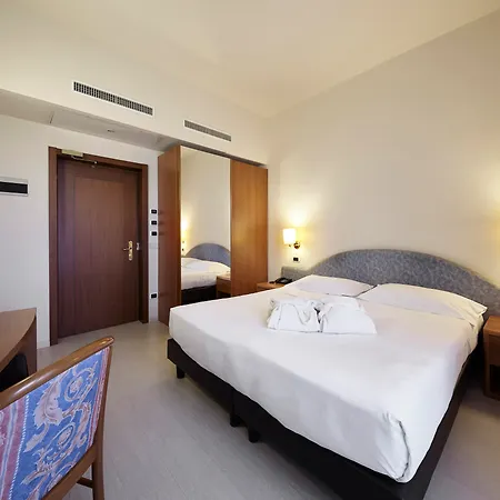Hotel Aqua-3