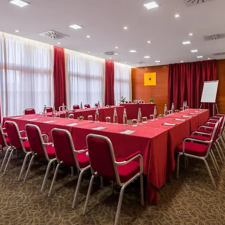 Crowne Plaza Venice East By Ihg-3