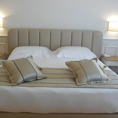 Hotel Marechiaro-3