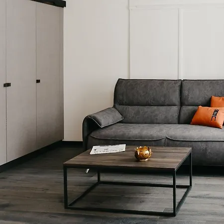 Nepomuk Rooms-2