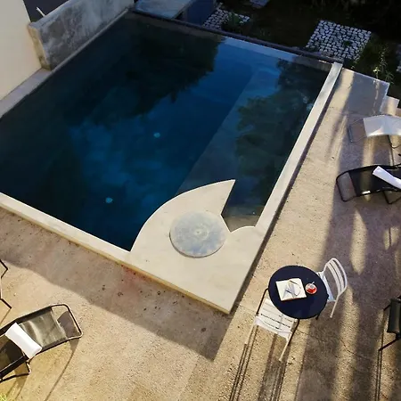Pizzo Cane House camera con bagno e piscina-2