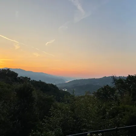 La Riviera Bed & Breakfast-3