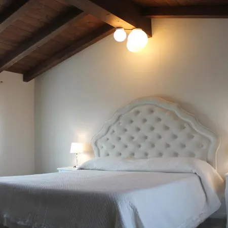 Room & Breakfast C'Est La Vie-3