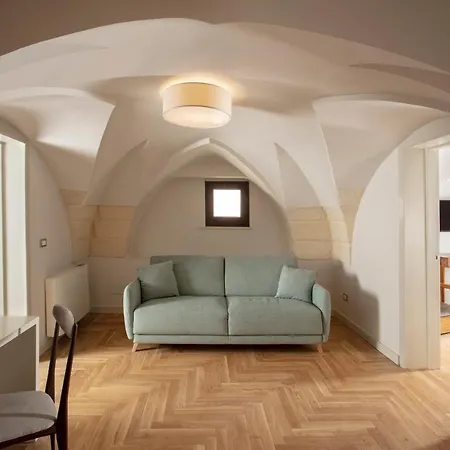Palazzo Dei Tolomei-3
