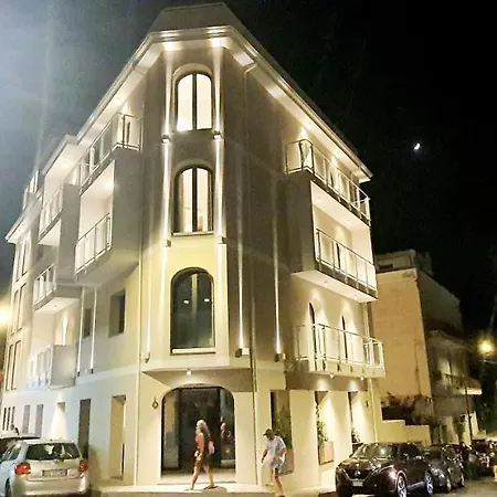 Solmaris Tropea City Center - Rooms & Suites - Private Parking-3