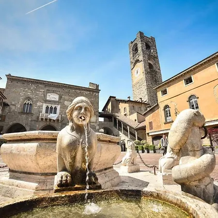 Domus Solarii Holiday Home-2