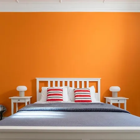 Zaira B&B-3
