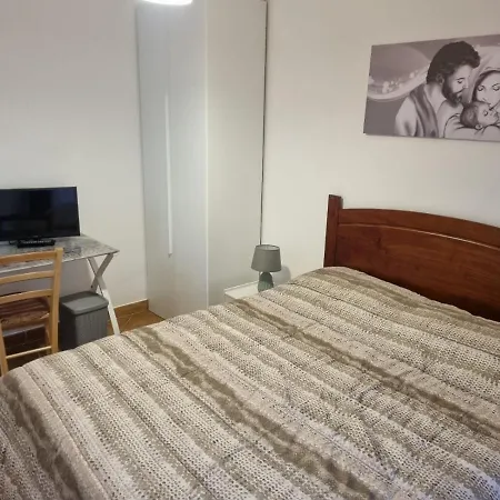 Room In Guest Room - The Rooms Of Aurora Palermo Center-3