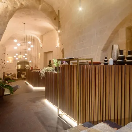 Le Malve Cave Retreat-2
