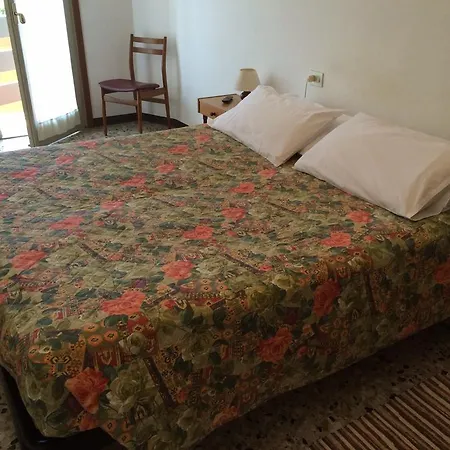 Hotel Aurora-2