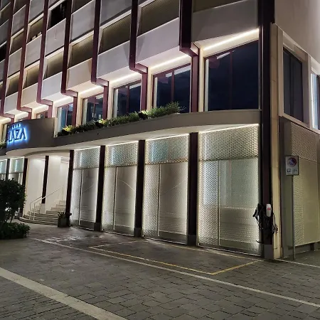 Hotel Plaza-3