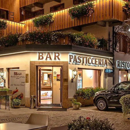 Hotel Alla Posta-2