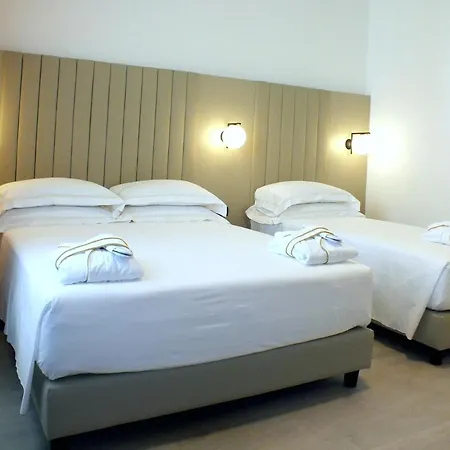 Bb Hotels Smarthotel Derose-3