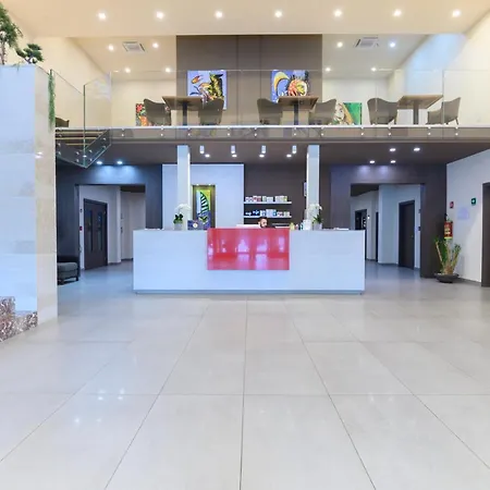 Bhotel-3