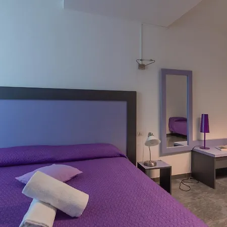 Delta Rooms-3