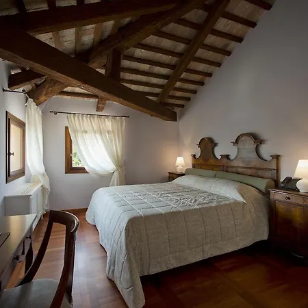 Hotel Donna Lucia-2