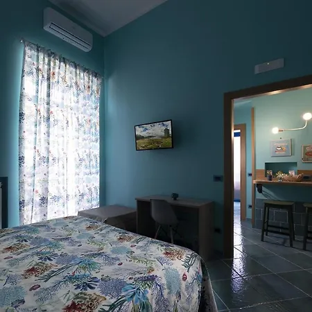 Casina Lambis-3
