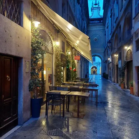 Fiordiluna, Nel Cuore Di Brescia-2