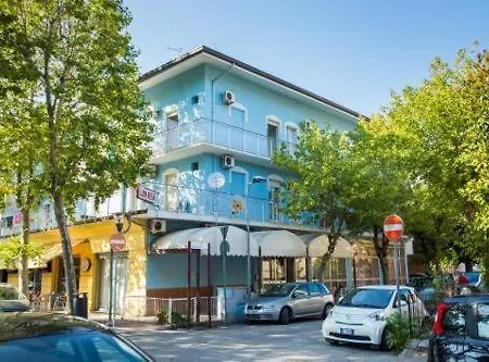 Luna Rossa Basic Hotel-3