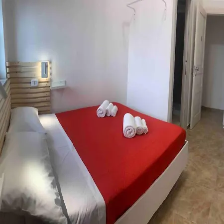 Miris Home Fast And Comfortable With Self Check In 8 Minutes Walk Near Naples Airport-3