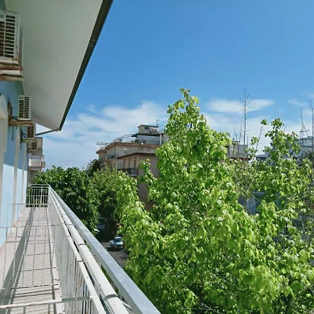 Luna Rossa Basic Hotel-2
