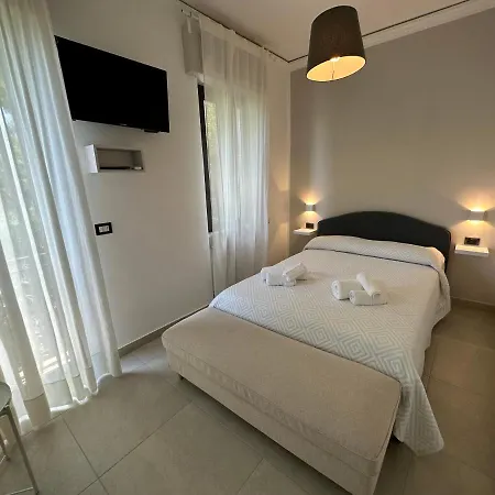 Mira Taormina Rooms-2