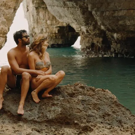 Baia Di Campi-2
