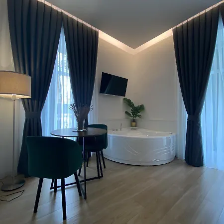 Gualtieri Luxury Suite-3