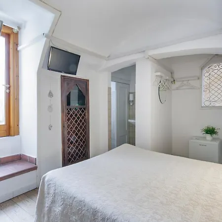 Le Stanze Del Poeta - Sit Rooms-3