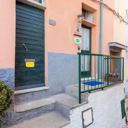 Alberta Rooms Manarola-2
