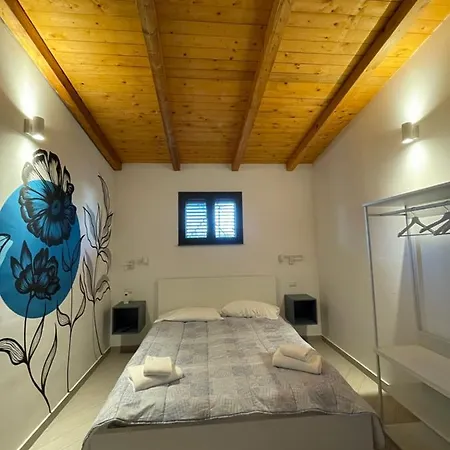 Ciuri'S House-3