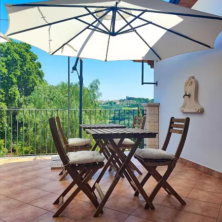 Desideria Rooms Bed And Breakfast-3