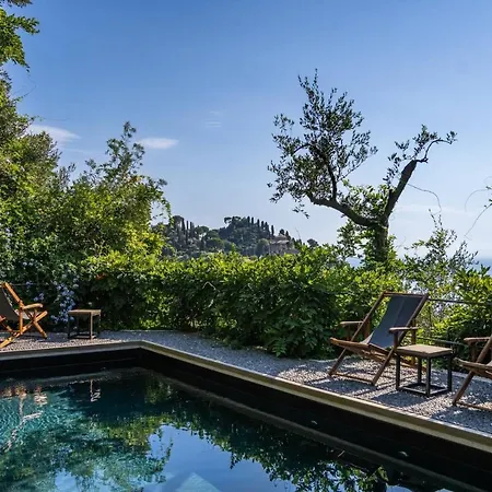 Room In Villa - Villa With 5 Bedrooms And A Splendid View-3