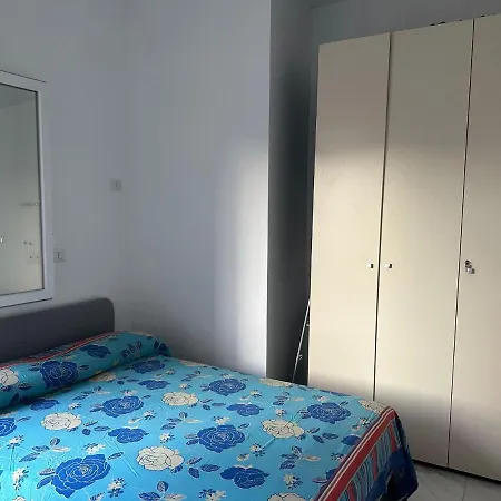 Al Porto Di Roma B&B-2