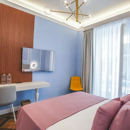 Cafe Latino Suites-3