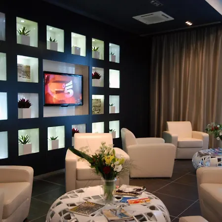 Holiday Inn Milan Nord Zara By Ihg-3