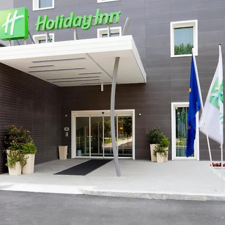 Holiday Inn Milan Nord Zara By Ihg-2
